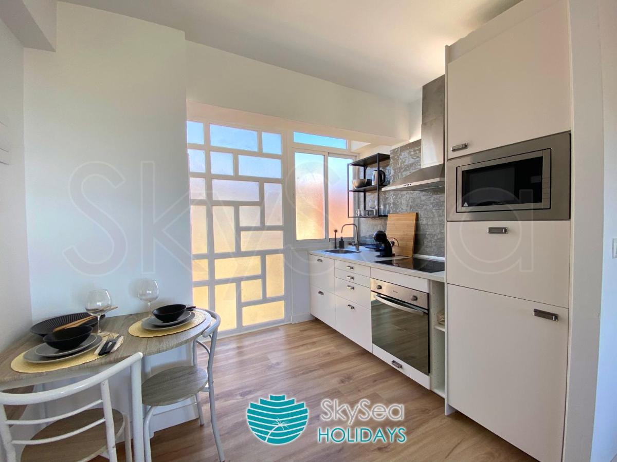 Skyseaholidays Torremolinos Centro Apartment Екстериор снимка