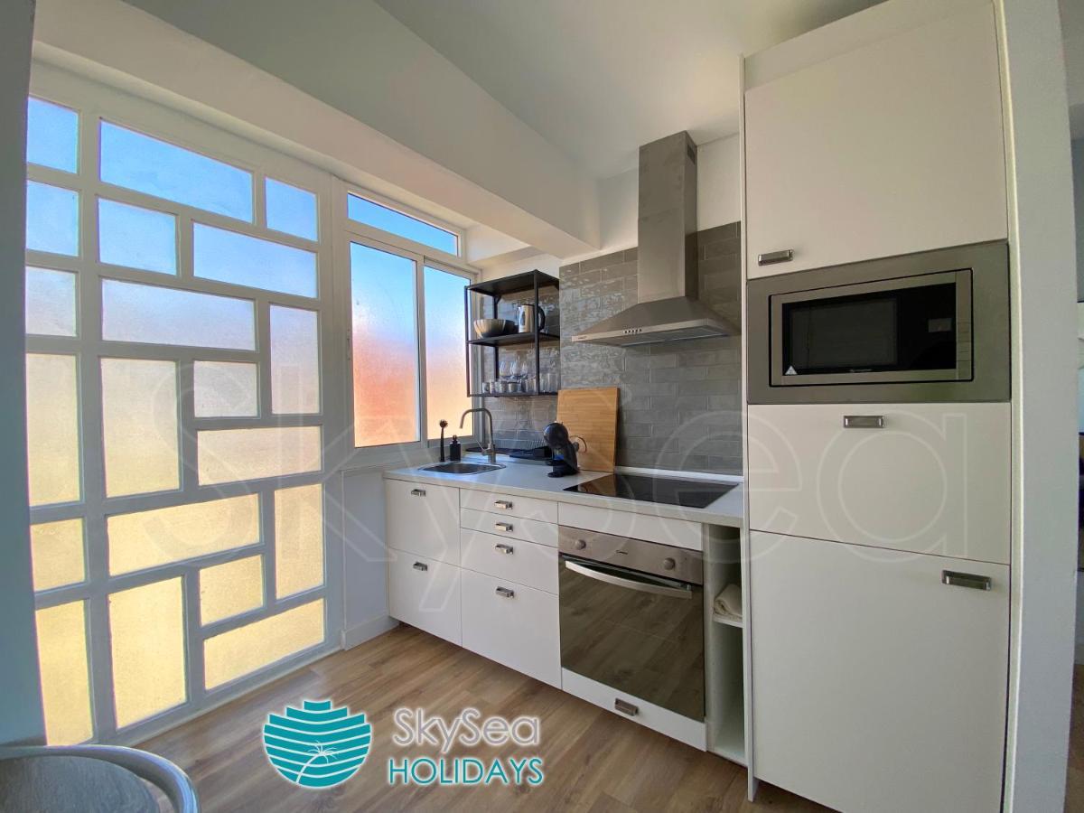 Skyseaholidays Torremolinos Centro Apartment Екстериор снимка