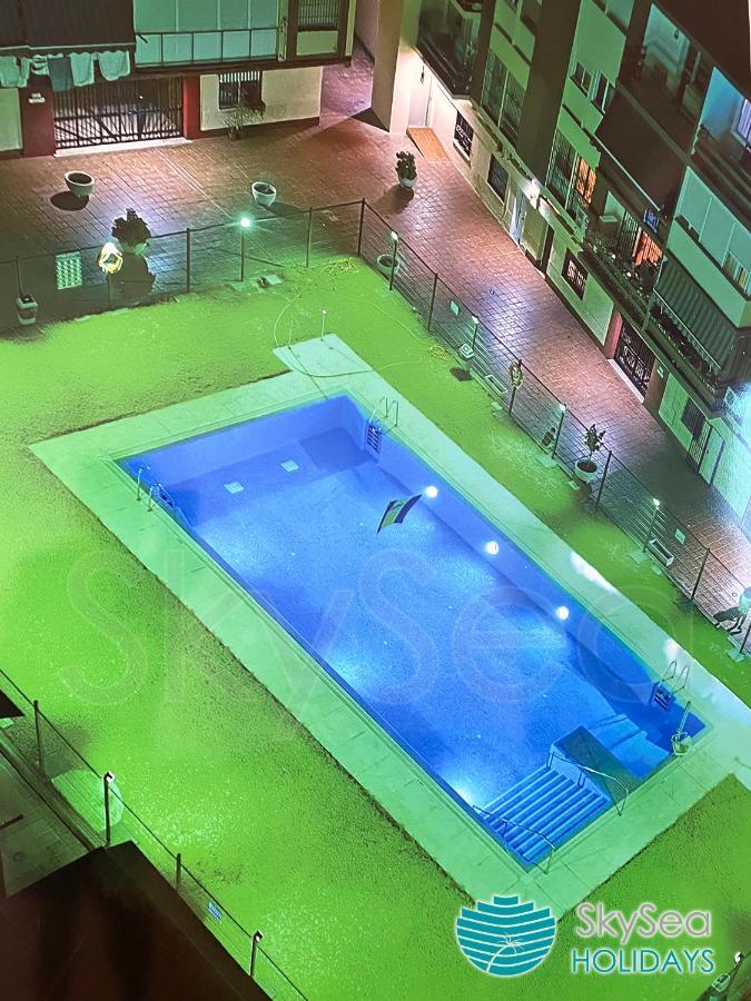 Skyseaholidays Torremolinos Centro Apartment Екстериор снимка